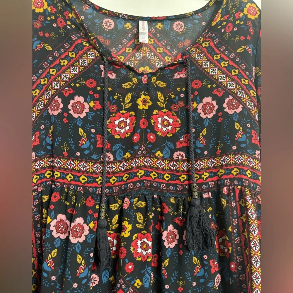Women’s dress by Xhiliration - Picture 4 of 7